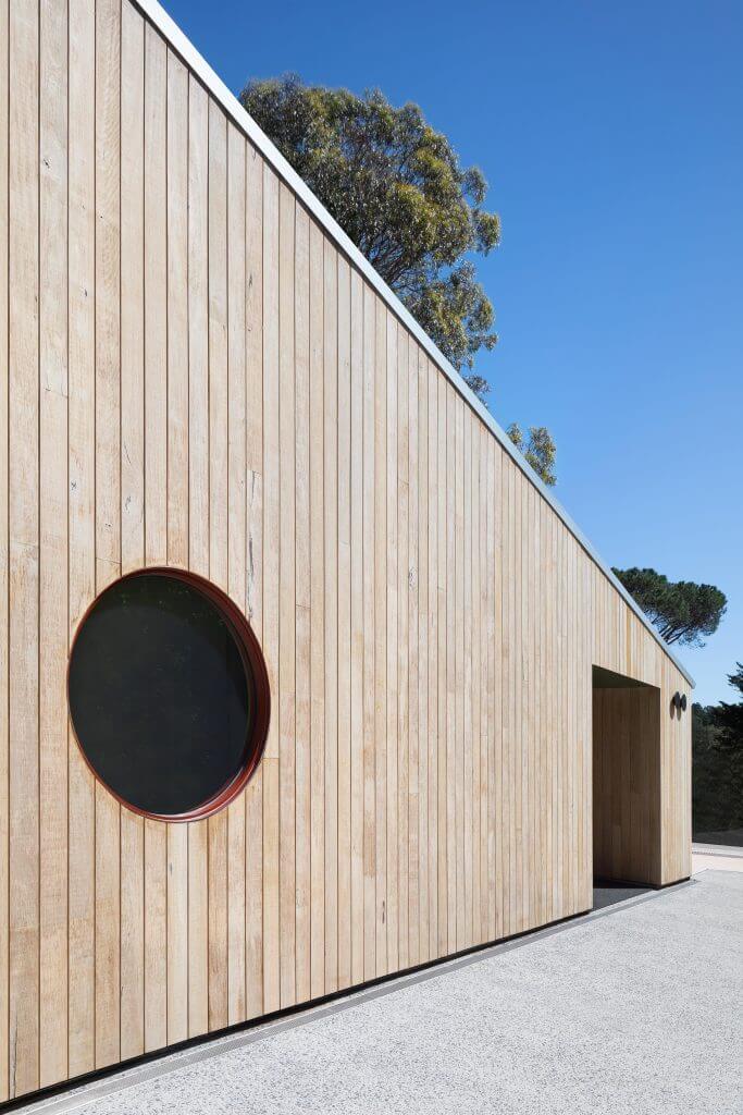 Research Primary School Side View of Timber wall Trendplank